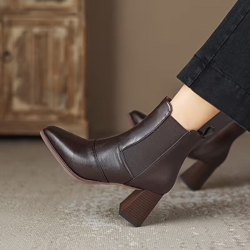 Mara | štýlové a pohodlné členkové čižmy