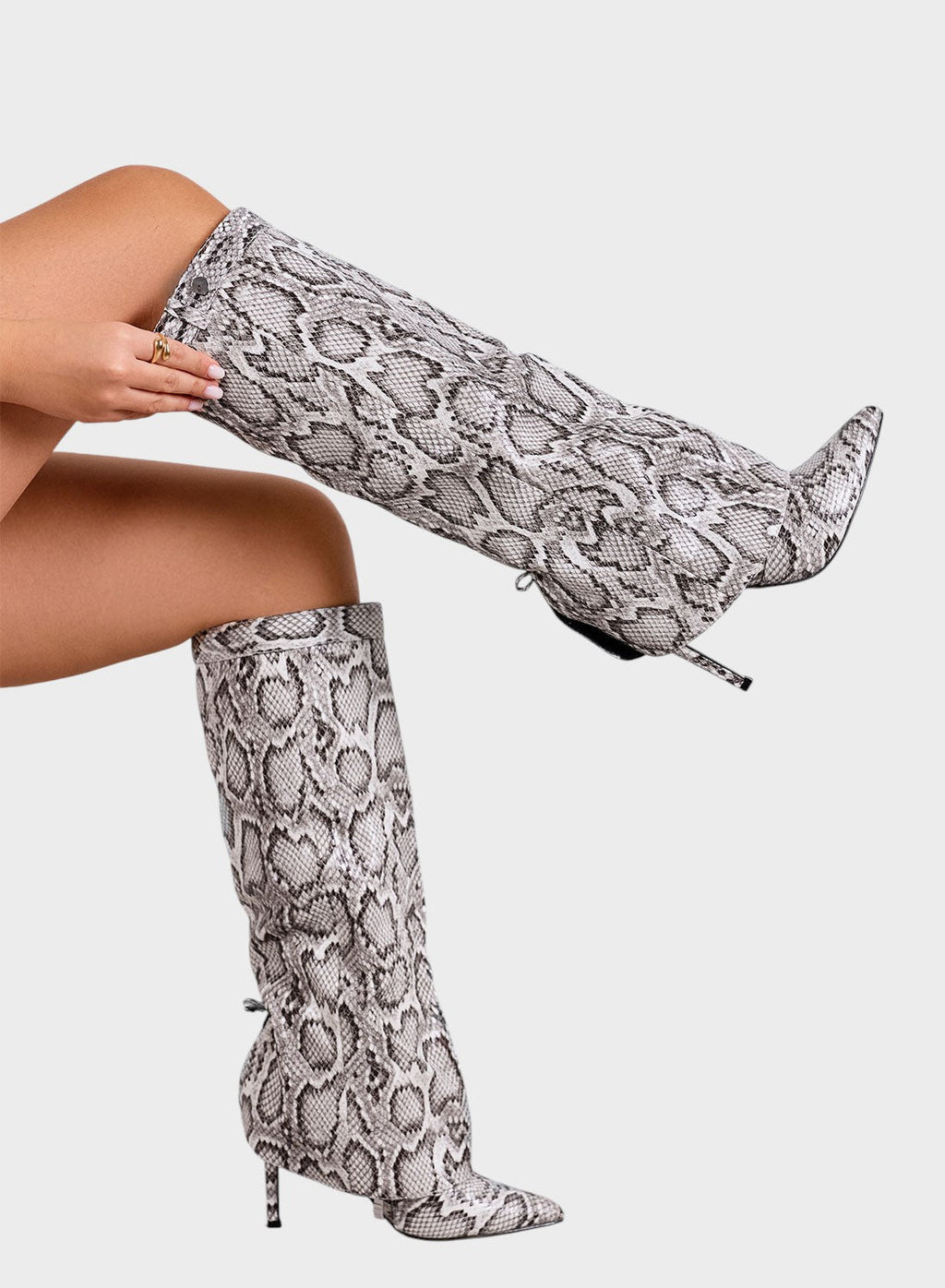 Katarína ｜ Visoke čižmy s animal printom i tankom potpeticom